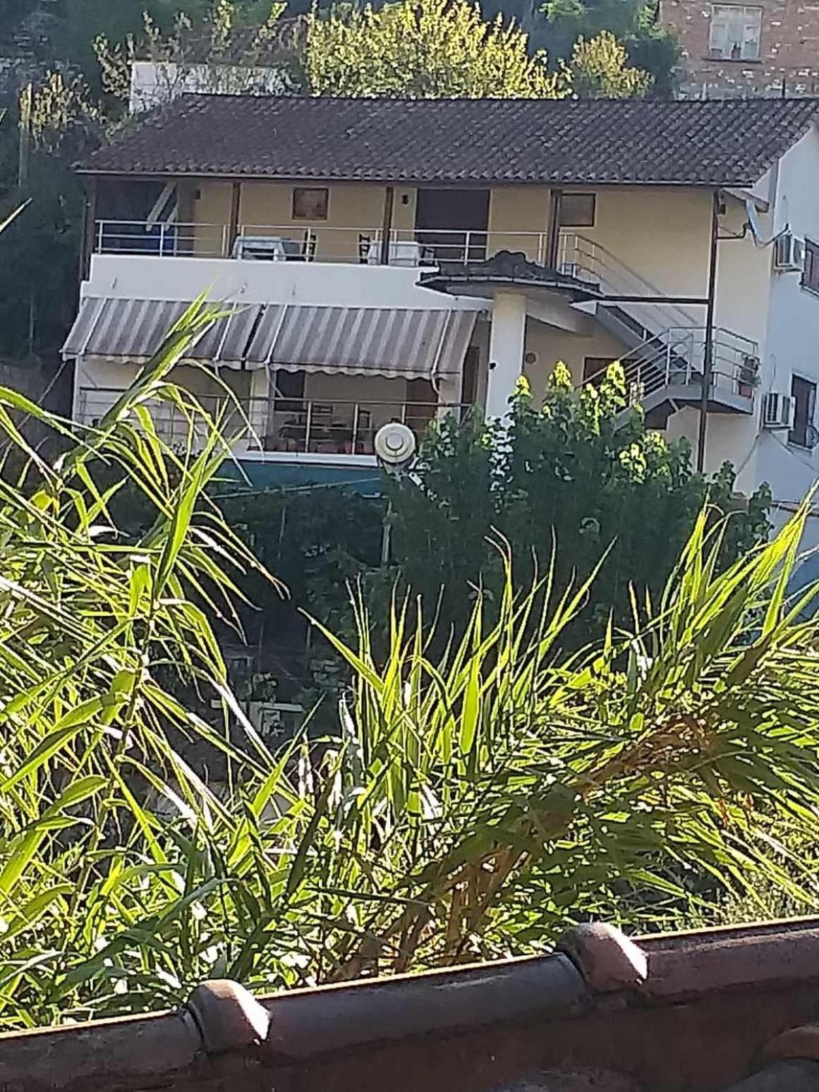 Guest House Bumbli ベラト エクステリア 写真